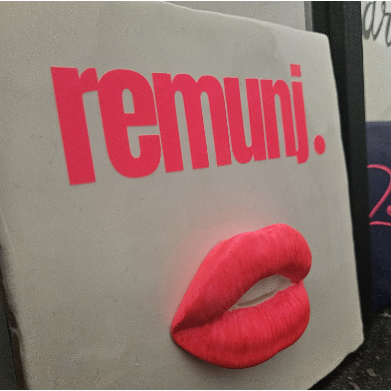 Remunj mit mondj