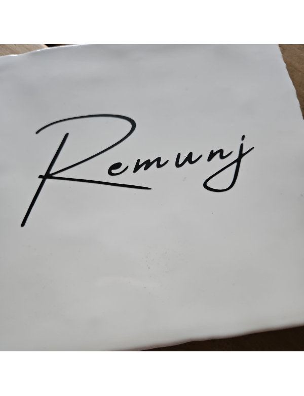Remunj zwart wit Remunj zwart wit
