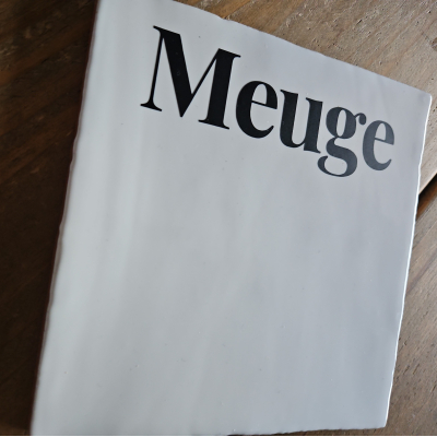 Meuge zwart wit